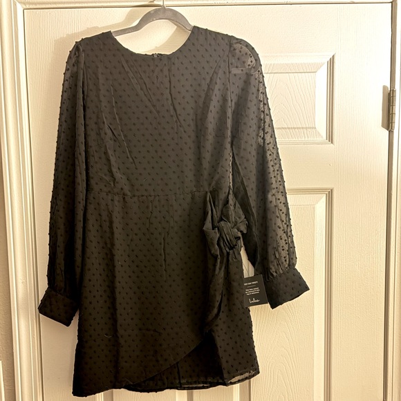 LULU Black Dress - Picture 1 of 8